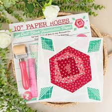 LORI HOLT PAPER ROSES